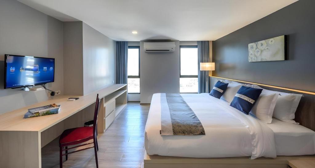 Iwish Hotel Bangkok Bagian luar foto