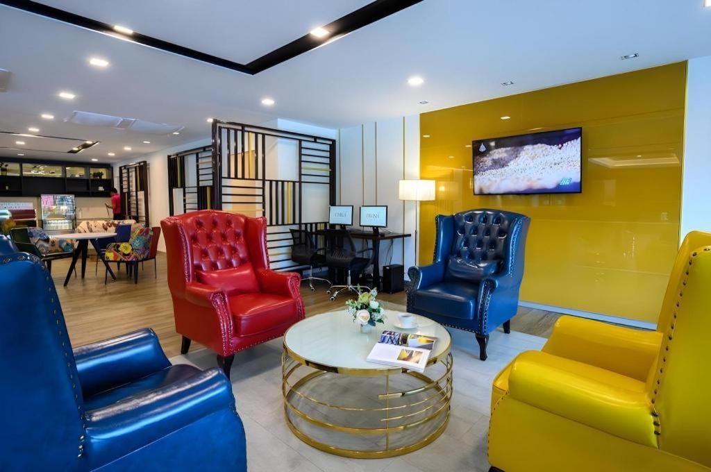 Iwish Hotel Bangkok Bagian luar foto