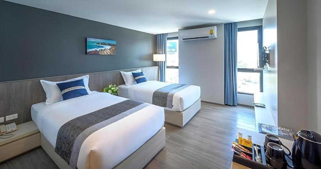 Iwish Hotel Bangkok Bagian luar foto