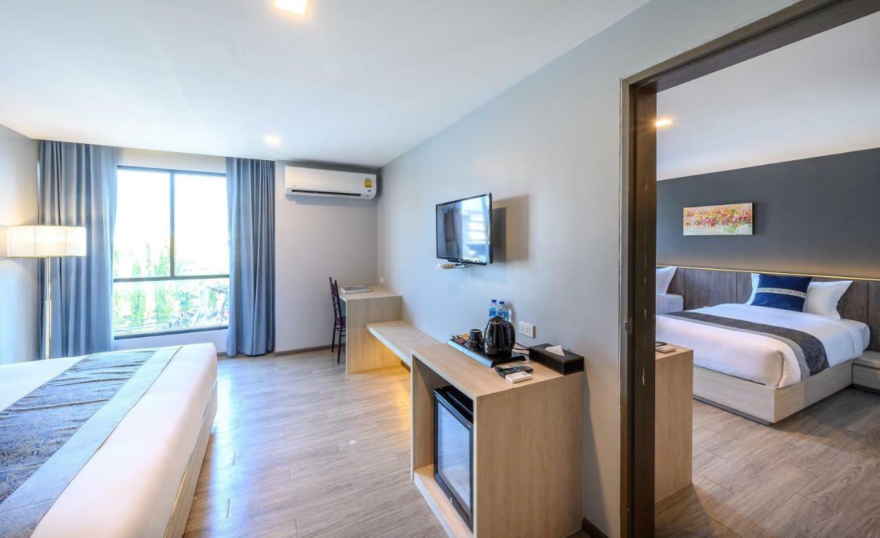 Iwish Hotel Bangkok Bagian luar foto
